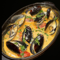 კრემისებრი მიდიები ტომ იამი